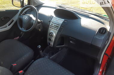 Хетчбек Toyota Yaris 2008 в Рівному