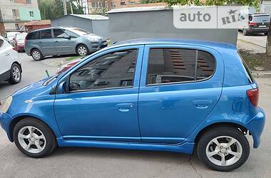 Хэтчбек Toyota Yaris 2001 в Виннице