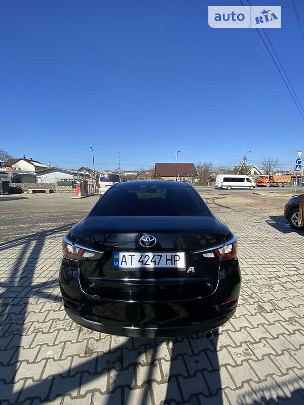 Седан Toyota Yaris 2017 в Ивано-Франковске фото 5 Седан Toyota Yaris 2017 в Ивано-Франковске