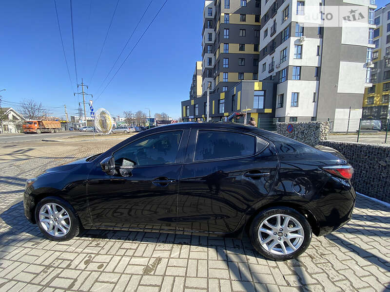 Седан Toyota Yaris 2017 в Ивано-Франковске фото 7 Седан Toyota Yaris 2017 в Ивано-Франковске