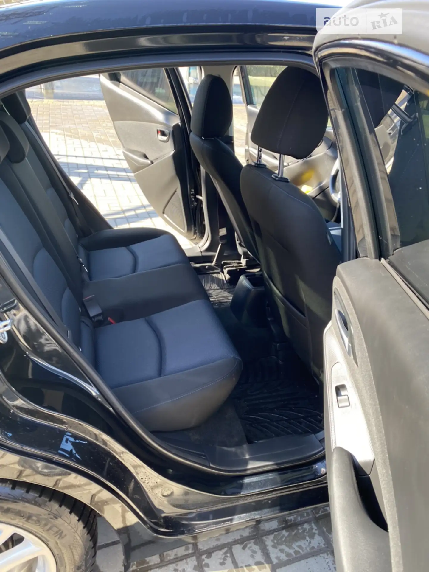 2017 Toyota Yaris - мініатюра 13