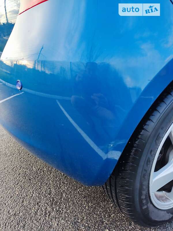 Хэтчбек Toyota Yaris 2006 в Днепре