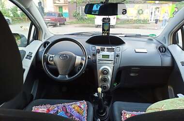 Хэтчбек Toyota Yaris 2006 в Виннице