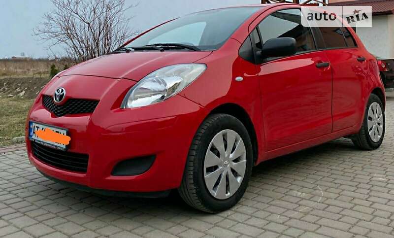 Хетчбек Toyota Yaris 2009 в Коломиї
