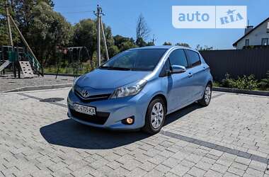 Toyota Yaris 2012