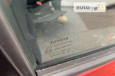 Хетчбек Toyota Yaris 2011 в Кривому Розі