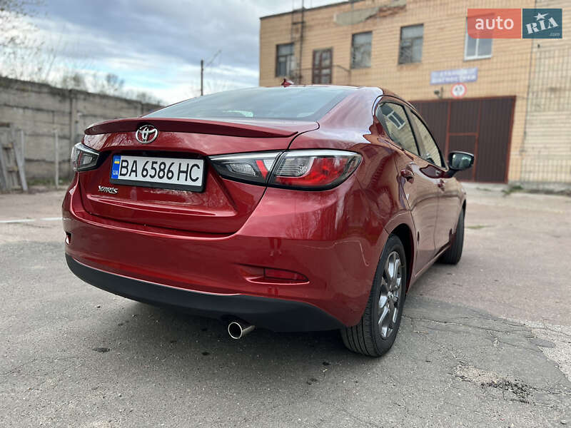 Седан Toyota Yaris 2019 в Кропивницком