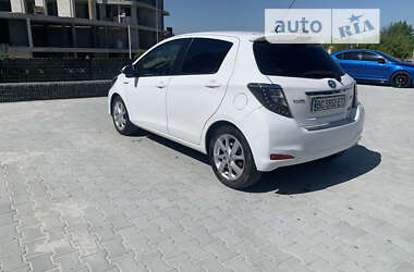 Хэтчбек Toyota Yaris 2012 в Львове