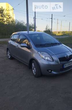 Хэтчбек Toyota Yaris 2006 в Львове