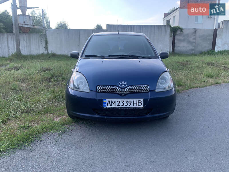 Хэтчбек Toyota Yaris 2002 в Житомире