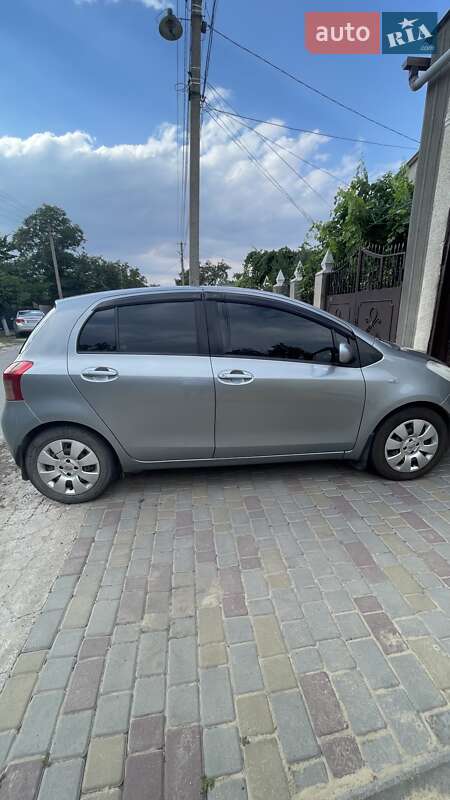 Хетчбек Toyota Yaris 2006 в Одесі