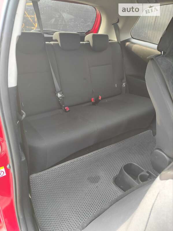 Хэтчбек Toyota Yaris 2013 в Одессе