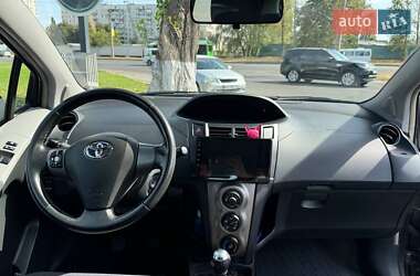 Хэтчбек Toyota Yaris 2009 в Харькове