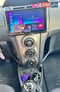 Хэтчбек Toyota Yaris 2009 в Харькове