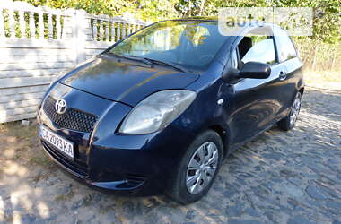 Хэтчбек Toyota Yaris 2006 в Черкассах