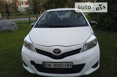 Хетчбек Toyota Yaris 2012 в Здолбуніві