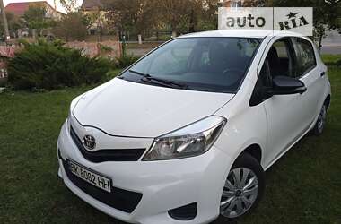 Хетчбек Toyota Yaris 2012 в Здолбуніві