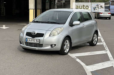 Хэтчбек Toyota Yaris 2006 в Киеве