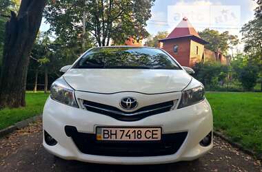 Toyota Yaris 2012