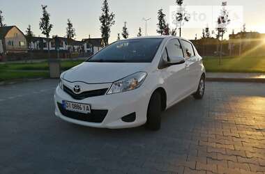 Хетчбек Toyota Yaris 2012 в Києві