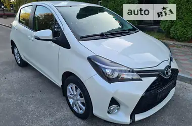 Toyota Yaris 2015