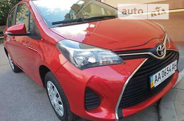 Хетчбек Toyota Yaris 2016 в Києві