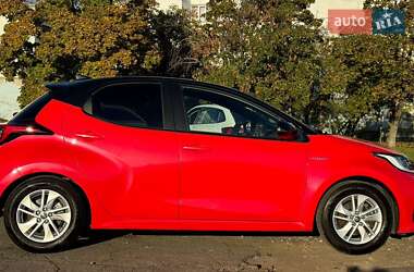 Хетчбек Toyota Yaris 2021 в 