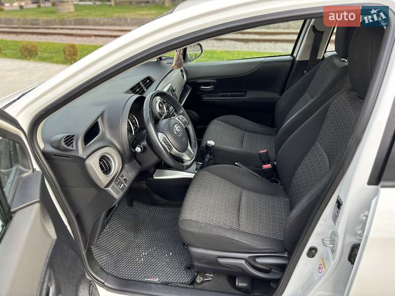 Toyota Yaris 2013