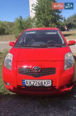 Хэтчбек Toyota Yaris 2008 в Умани