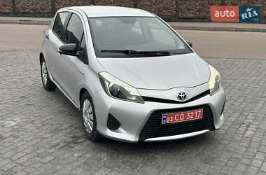 Хэтчбек Toyota Yaris 2014 в Киеве