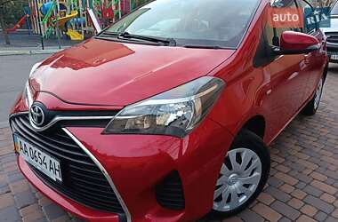 Хэтчбек Toyota Yaris 2016 в Киеве