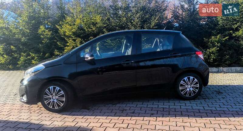 Хетчбек Toyota Yaris 2011 в Шепетівці