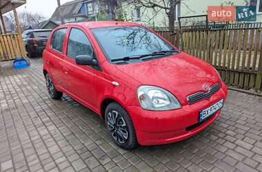 Хэтчбек Toyota Yaris 2003 в Староконстантинове