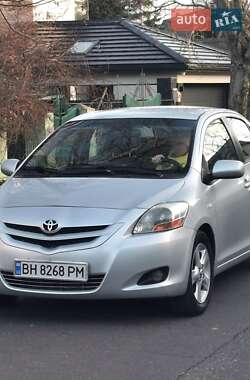 Седан Toyota Yaris 2006 в Одесі