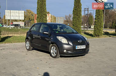 Toyota Yaris 2008