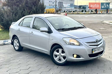 Седан Toyota Yaris 2007 в Одесі