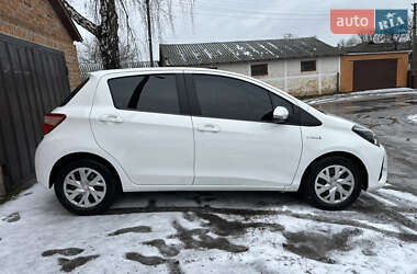 Хетчбек Toyota Yaris 2020 в Ромнах