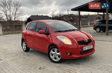 Хетчбек Toyota Yaris 2008 в Долині