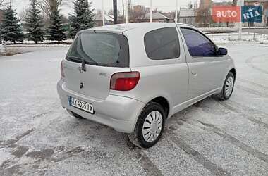 Хэтчбек Toyota Yaris 2000 в Харькове