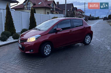 Хетчбек Toyota Yaris 2012 в Хмельницькому