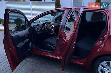 Хетчбек Toyota Yaris 2012 в Хмельницькому