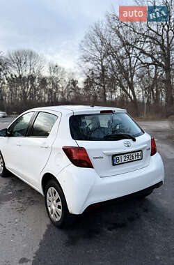 Хетчбек Toyota Yaris 2014 в Полтаві