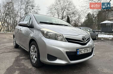 Хетчбек Toyota Yaris 2013 в Львові