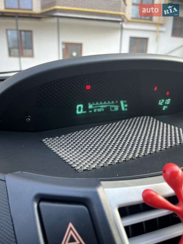 Хетчбек Toyota Yaris 2006 в Чорноморську