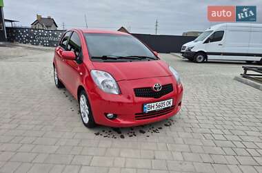 Хэтчбек Toyota Yaris 2008 в Каменец-Подольском