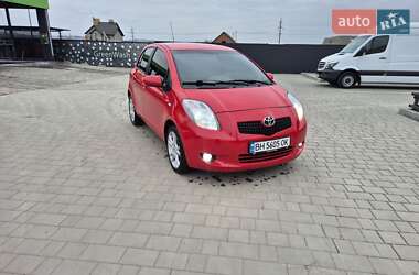 Хэтчбек Toyota Yaris 2008 в Каменец-Подольском