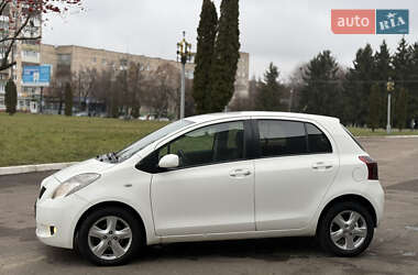 Хэтчбек Toyota Yaris 2007 в Ровно