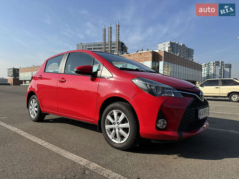 Toyota Yaris 2015