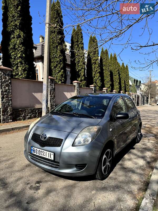 Хэтчбек Toyota Yaris 2007 в Львове