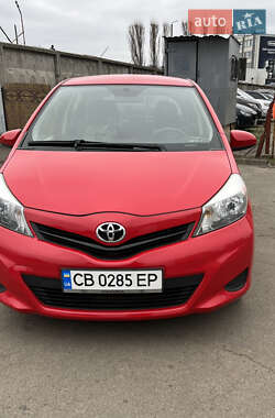 Хэтчбек Toyota Yaris 2012 в Киеве
